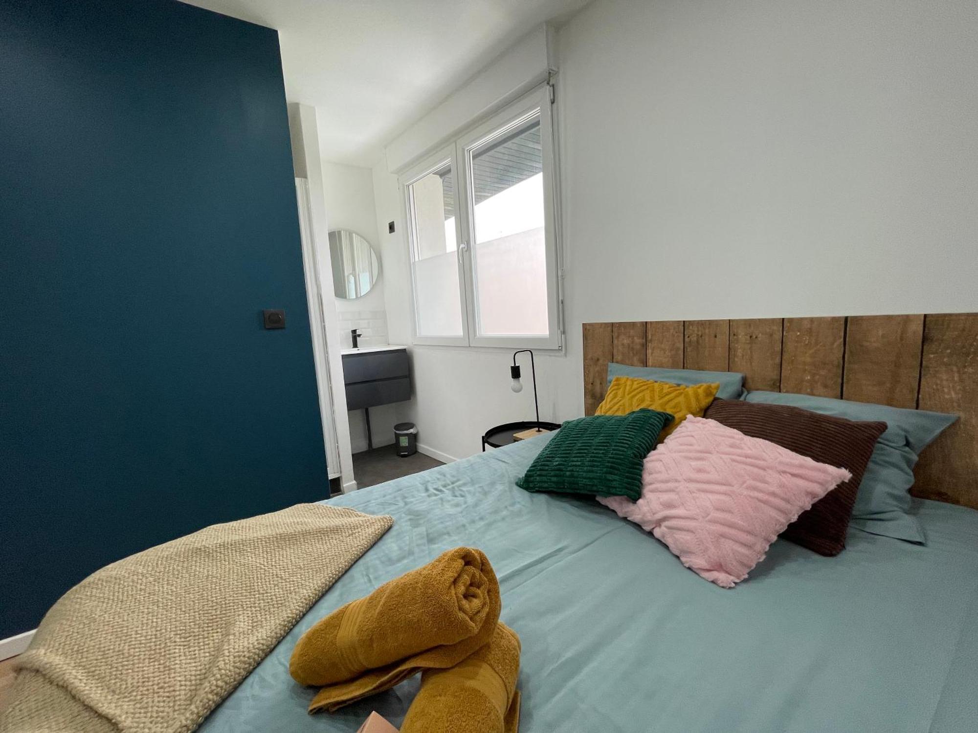 Les 3 Suites - 6 Personnes - 3 Chambres Avec Sdb Privatives Lens Exterior foto