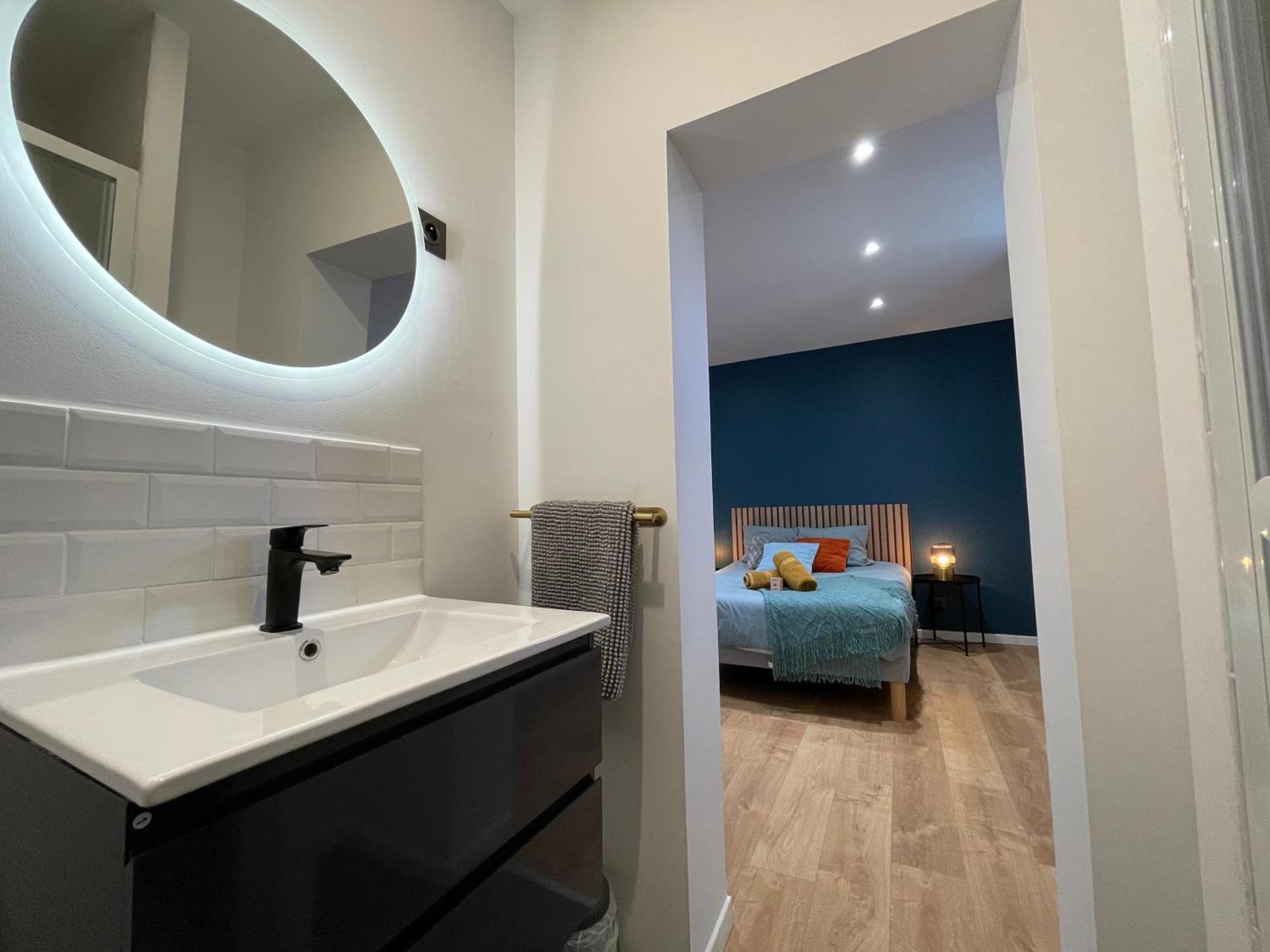 Les 3 Suites - 6 Personnes - 3 Chambres Avec Sdb Privatives Lens Exterior foto